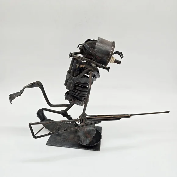 Vintage 1971 K Moore Scrap Metal Diver Sculpture Spear Pearl Signed Art - Picture 9 of 16